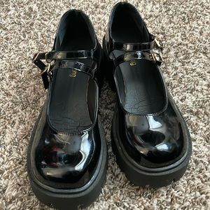 Mary Jane Platform Shoes Size 39